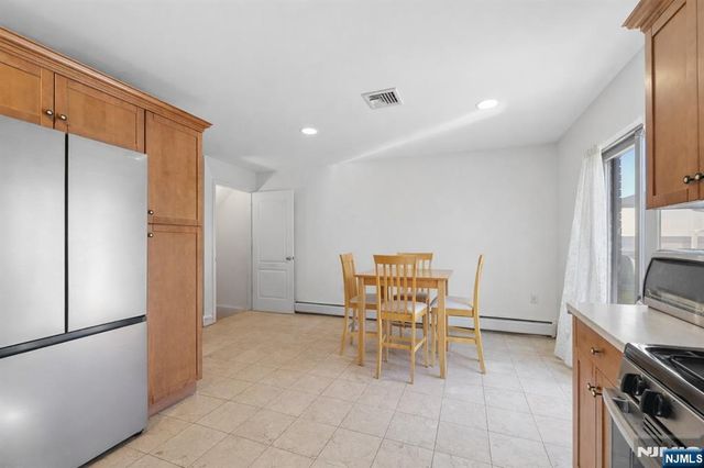 61 Columbia Avenue C0061, Cliffside Park, NJ 07010