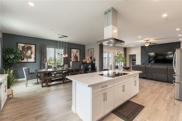 5680 North Park Street, Las Vegas, NV 89149