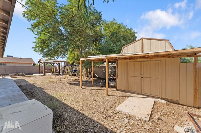 2158 S 46 Dr, Yuma, AZ 85364