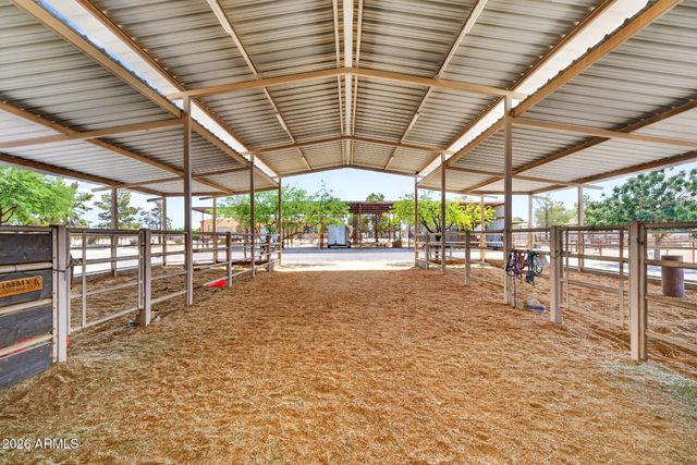 383 W RED FERN Road, San Tan Valley, AZ 85140