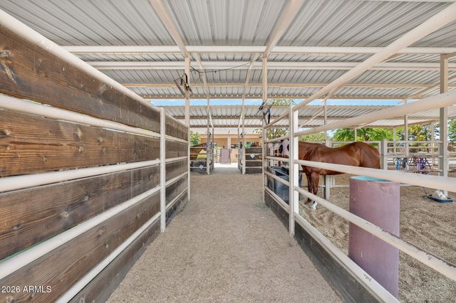 383 W RED FERN Road, San Tan Valley, AZ 85140