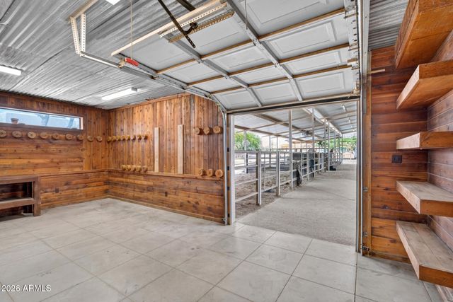 383 W RED FERN Road, San Tan Valley, AZ 85140