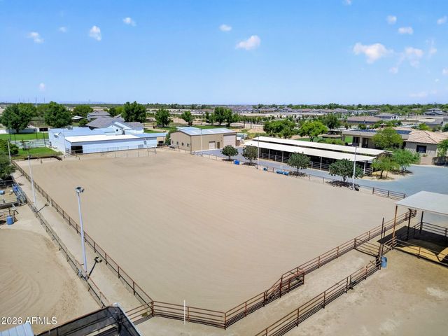 383 W RED FERN Road, San Tan Valley, AZ 85140