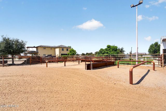 383 W RED FERN Road, San Tan Valley, AZ 85140