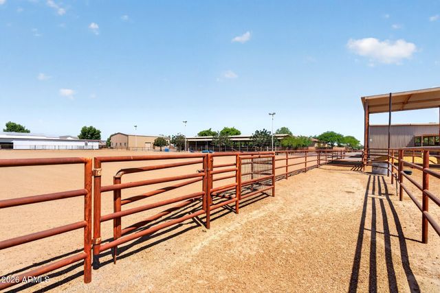 383 W RED FERN Road, San Tan Valley, AZ 85140