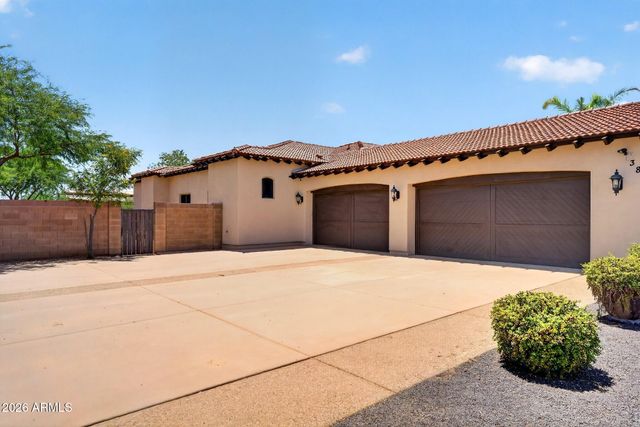 383 W RED FERN Road, San Tan Valley, AZ 85140