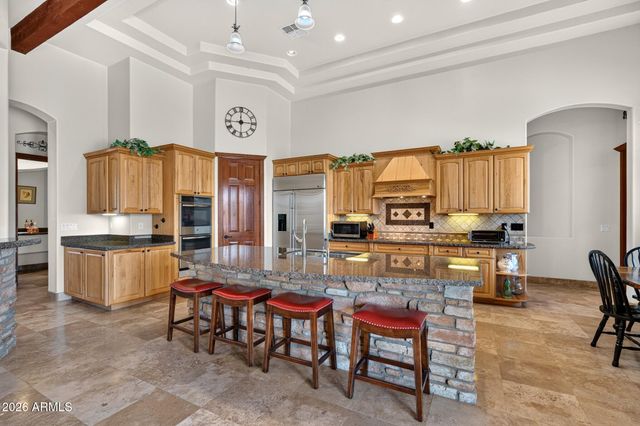 383 W RED FERN Road, San Tan Valley, AZ 85140