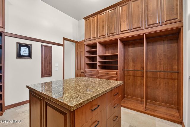 383 W RED FERN Road, San Tan Valley, AZ 85140