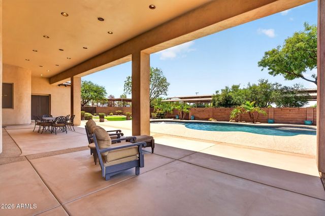 383 W RED FERN Road, San Tan Valley, AZ 85140