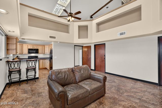 383 W RED FERN Road, San Tan Valley, AZ 85140