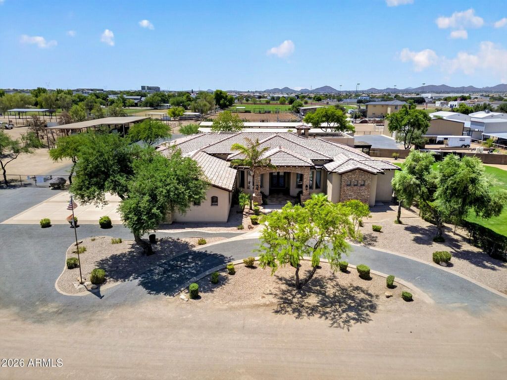 383 W RED FERN Road, San Tan Valley, AZ 85140