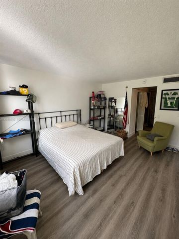 16171 Blatt Blvd 412, Weston, FL 33326