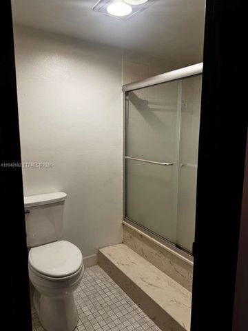 16171 Blatt Blvd 412, Weston, FL 33326