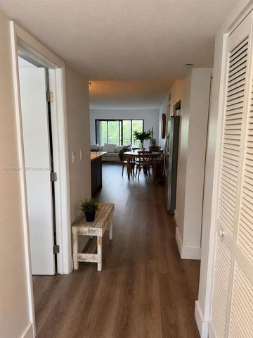 16171 Blatt Blvd 412, Weston, FL 33326