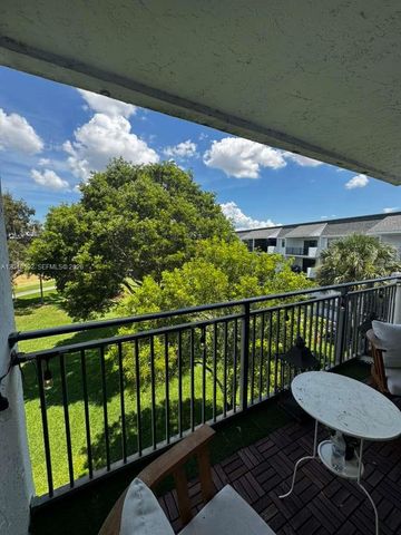 16171 Blatt Blvd 412, Weston, FL 33326