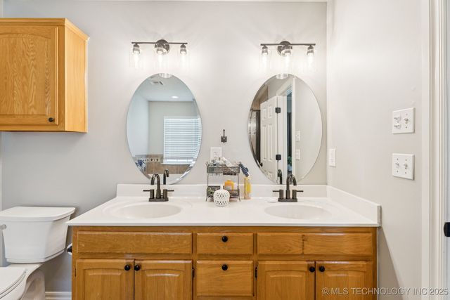 7051 E 150 Street N, Collinsville, OK 74021