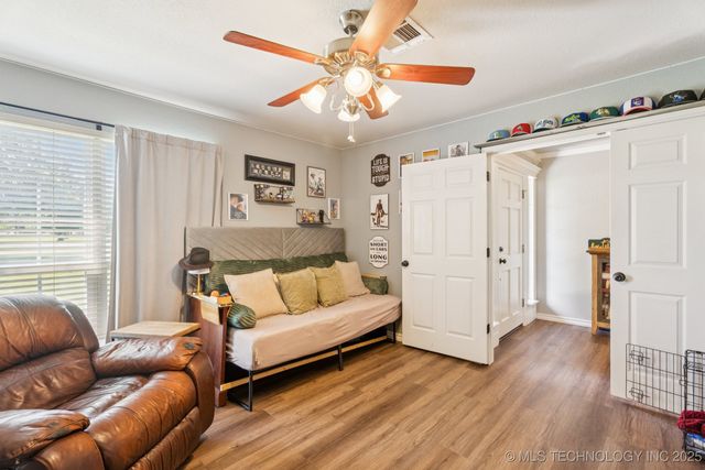 7051 E 150 Street N, Collinsville, OK 74021