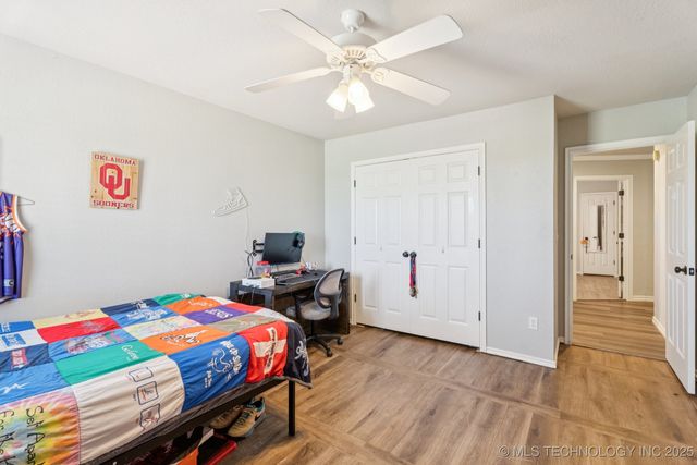 7051 E 150 Street N, Collinsville, OK 74021