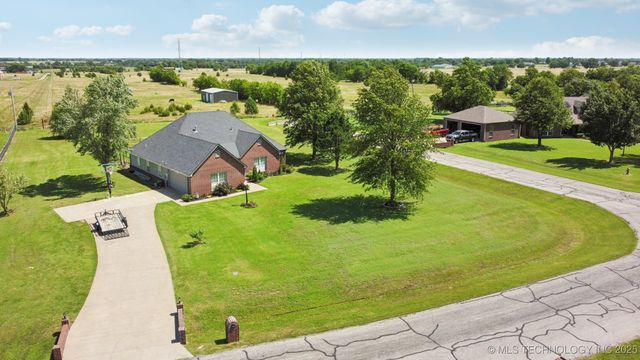 7051 E 150 Street N, Collinsville, OK 74021