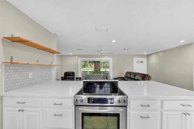 4535 MEADOWVIEW DRIVE, Lakeland, FL 33810