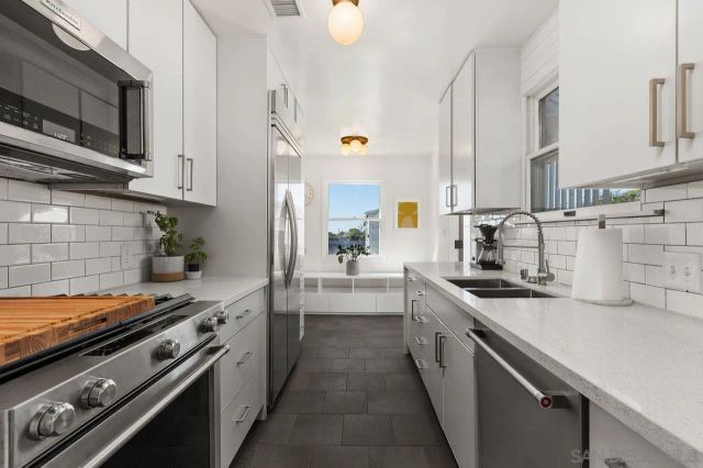 1609 Lopez St., Oceanside, CA 92054