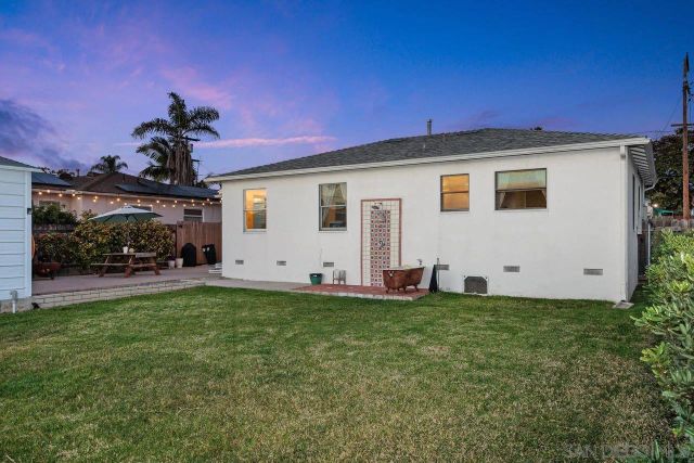 1609 Lopez St., Oceanside, CA 92054