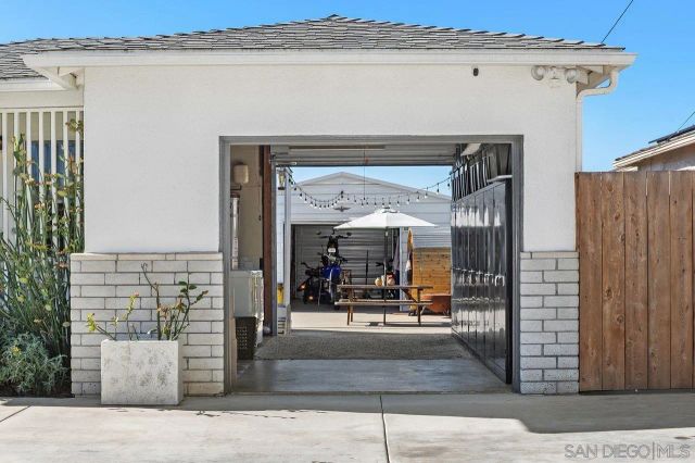 1609 Lopez St., Oceanside, CA 92054