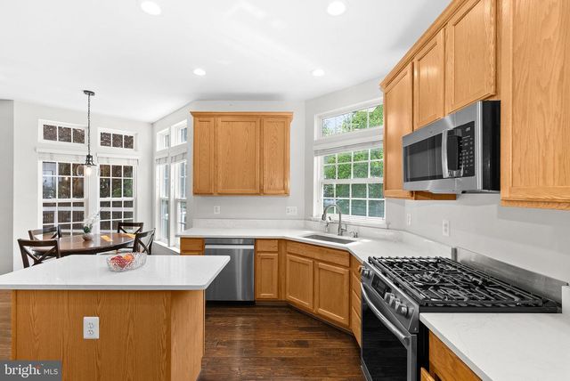 42839 CHAMPNEY CT, Broadlands, VA 20148