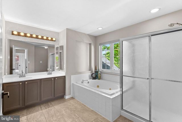 42839 CHAMPNEY CT, Broadlands, VA 20148