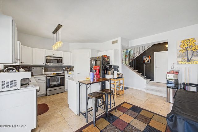 8891 S Desert Valley Way, Tucson, AZ 85747