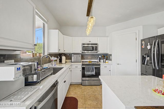 8891 S Desert Valley Way, Tucson, AZ 85747