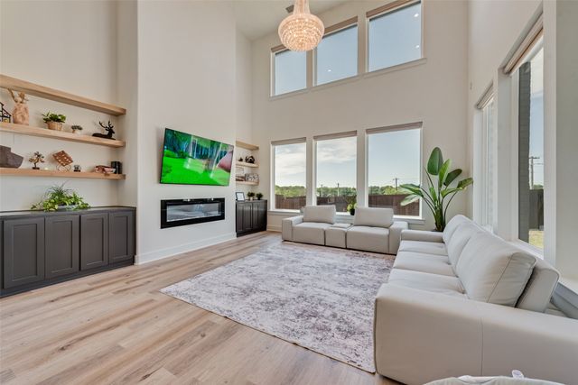 2905 Calvin Road, Mckinney, TX 75071