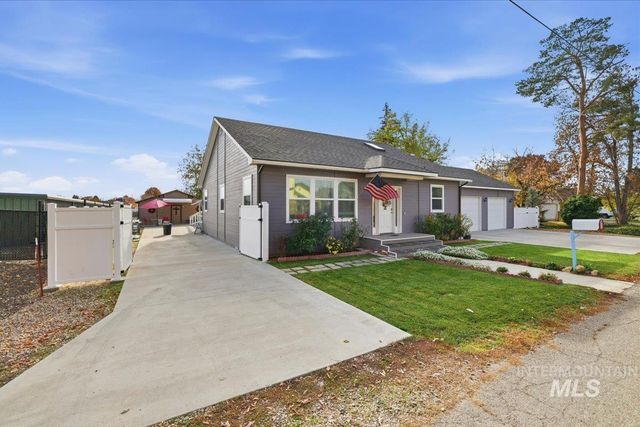 7501 W Swift Ln, Boise, ID 83704