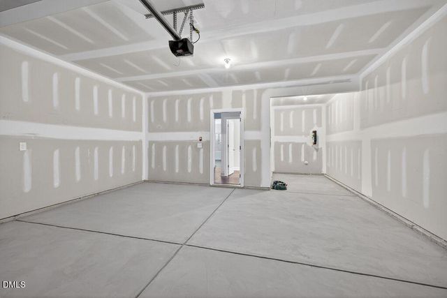 586 Barrington Row Avenue, Zebulon, NC 27597