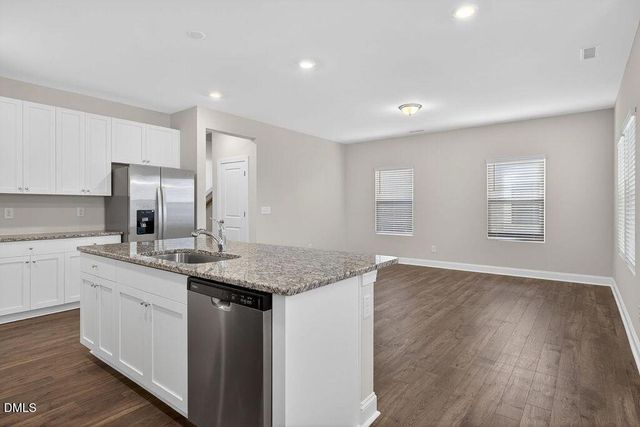 586 Barrington Row Avenue, Zebulon, NC 27597