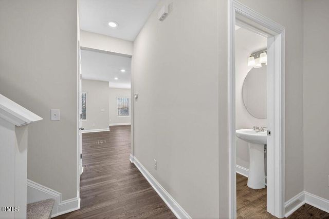 586 Barrington Row Avenue, Zebulon, NC 27597