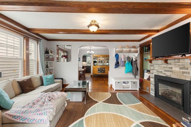 46 Bickford Ave 46, Revere, MA 02151