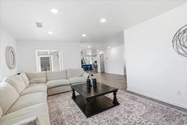 10002 Stanley Ct, Santee, CA 92071