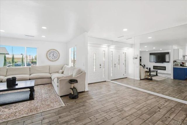 10002 Stanley Ct, Santee, CA 92071