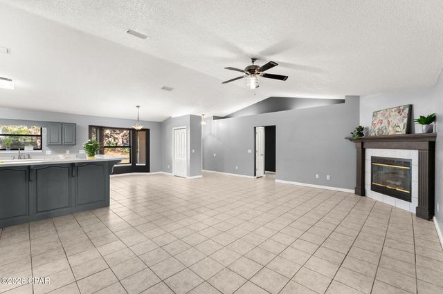 902 Laurel Oak Lane, Panama City, FL 32408