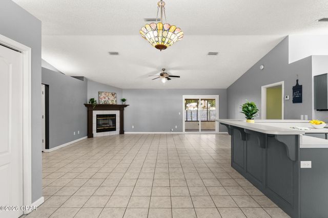902 Laurel Oak Lane, Panama City, FL 32408