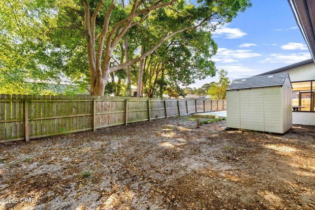 902 Laurel Oak Lane, Panama City, FL 32408