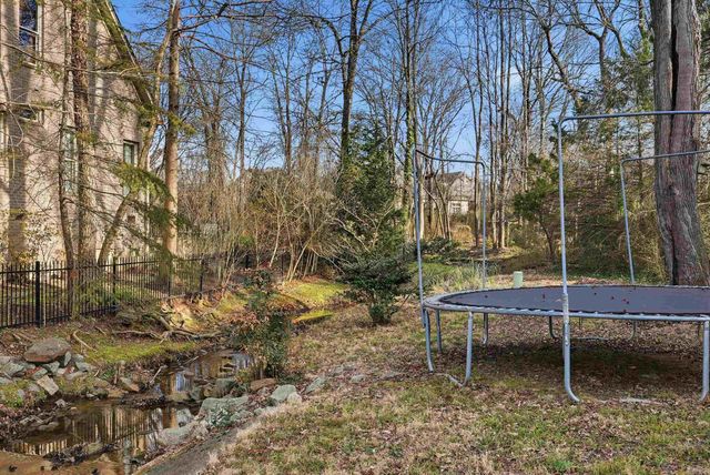 56 Valley Estates Court, Little Rock, AR 72212