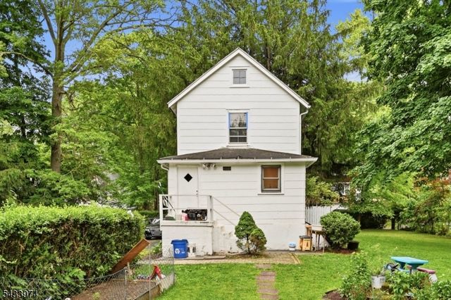 10 Bodnar St, Bernardsville Boro, NJ 07924