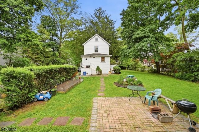 10 Bodnar St, Bernardsville Boro, NJ 07924