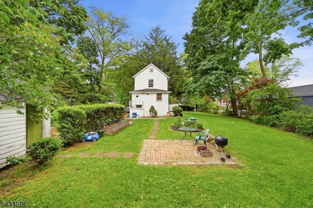 10 Bodnar St, Bernardsville Boro, NJ 07924