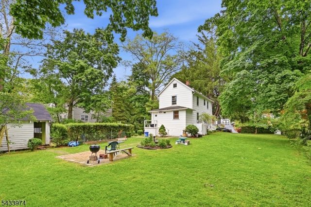 10 Bodnar St, Bernardsville Boro, NJ 07924