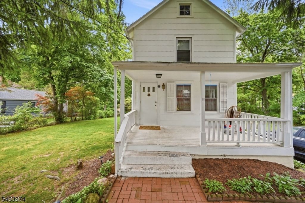 10 Bodnar St, Bernardsville Boro, NJ 07924 — photo 3