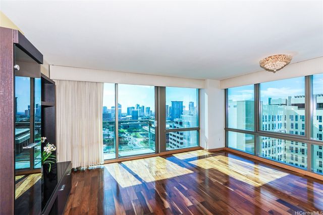 1200 Queen Emma Street 2302, Honolulu, HI 96813