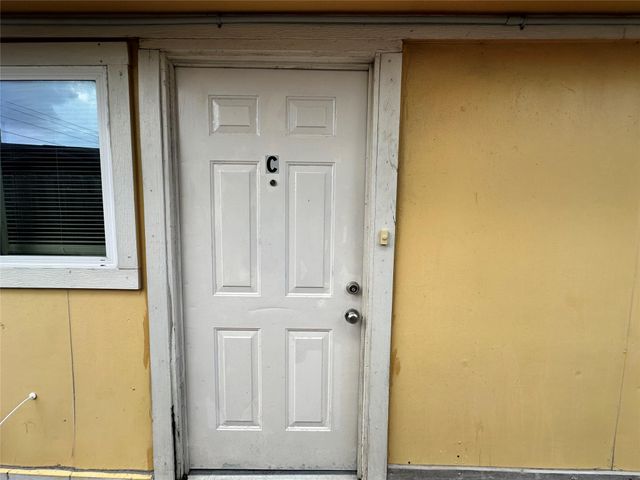 6905 Palestine Street, Houston, TX 77020